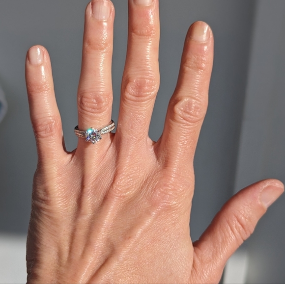 1CT Genuine Moissanite Ring, 18k Gold Plated 925 Sterling Silver -Size 5 - Picture 7 of 10